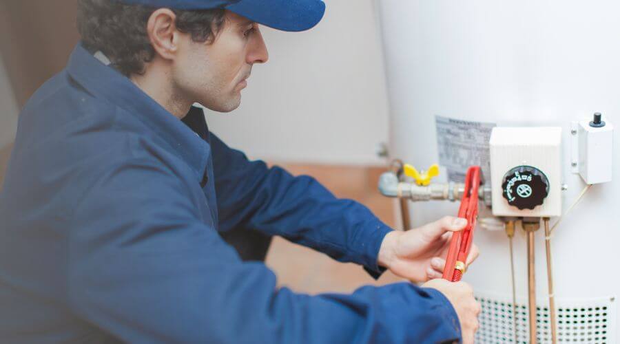Local expert plumbing services in Hometown, IL